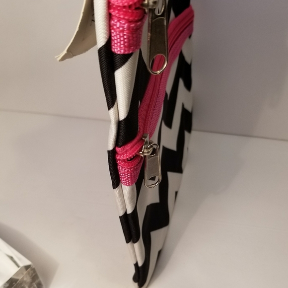 Chevron print - Picture 3 of 6